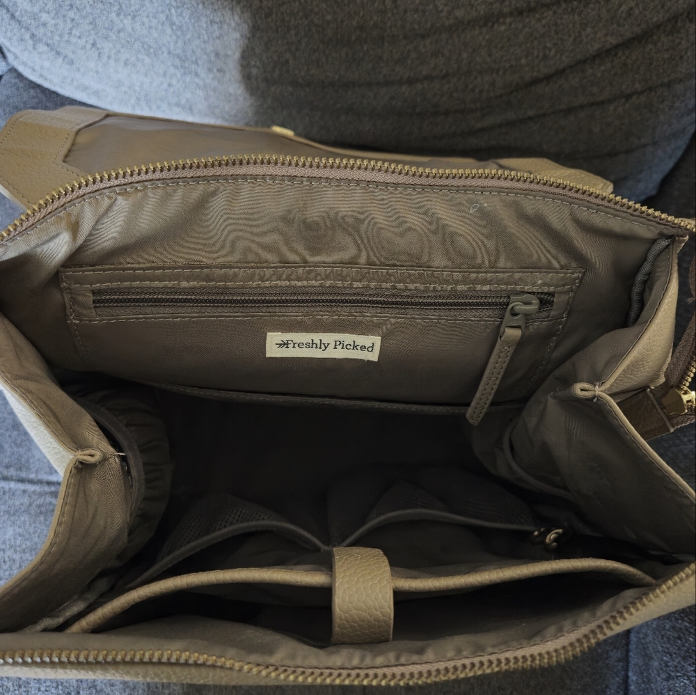 Freshly picked classic diaper bag